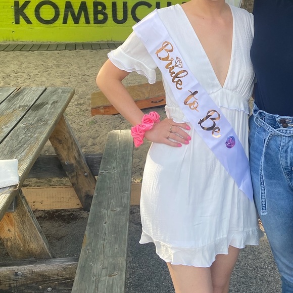 Show Me Your MuMu Virginia Dress - White Speckle Dots  size small - Picture 4 of 4